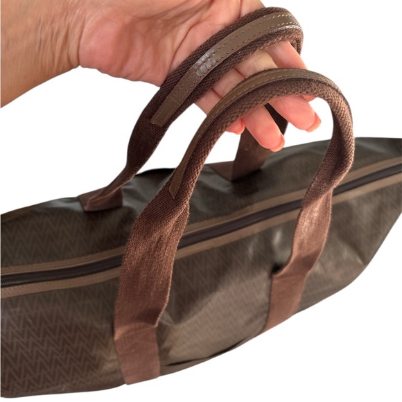 Mario Valentino Vintage Travel Bag. 100% Authentic. - Picture 8 of 15